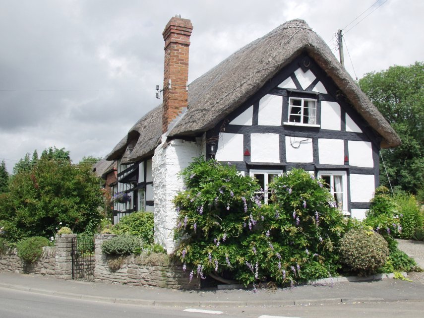 Half-timbered Cottage, Eardisland, Herefordshire, England, Great Britain