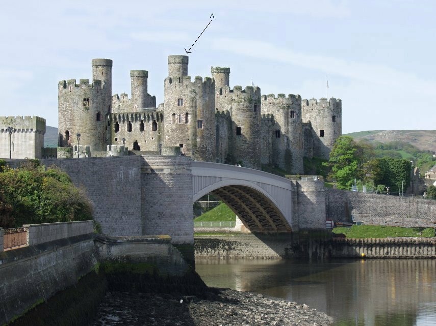 Photo of Conway Castle and the River Conway, Conway, Snowdonia, Caernarvonshire (Gwynedd), North Wales