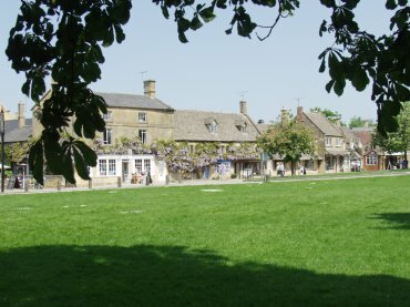 High Street, Broadway, Worcestershire, England