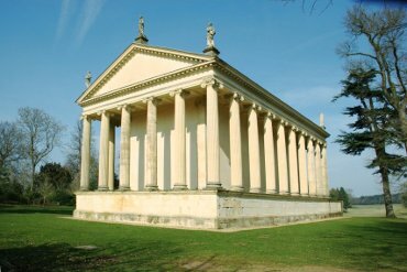 View of the Temple of Concord and Victory, Stowe Gardens, Buckingham, Buckinghamshire, England