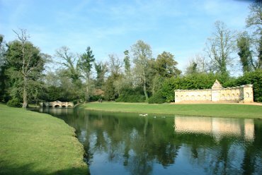 View of the Temple of British Worthies and Shell Bridge, Stowe Gardens, Buckingham, Buckinghamshire, England