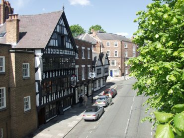 Scene showing the Three Kings Tea Rooms near Bridgegate, Chester, Cheshire, England