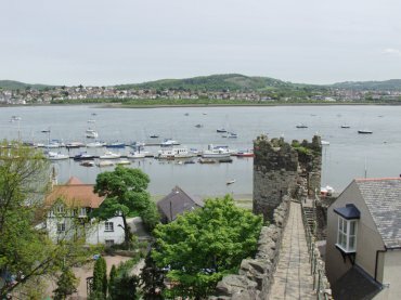 View of the medieval town wall, Conway, Snowdonia, Caernarfonshire (Gwynedd), North Wales