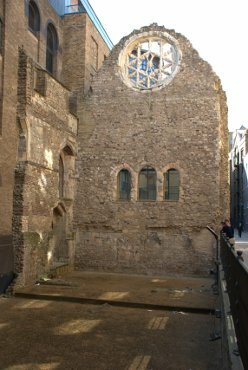 Photograph of the palace of Winchester, London, England