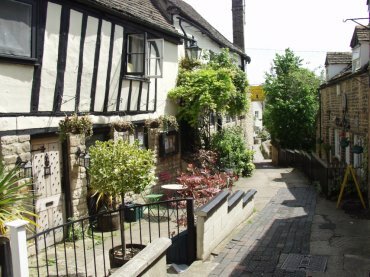 Narrow alley, Stamford, Lincolnshire, England