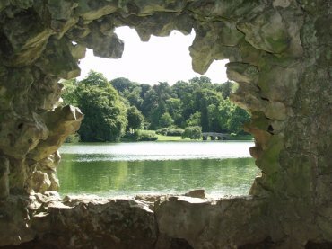 Photograph of Stourhead Garden, Stourton, Warminster, Wiltshire (Wilts), England