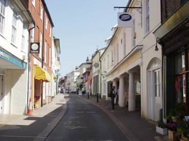 Picture of the Thoroughfare, Woodbridge, Suffolk, Great Britain