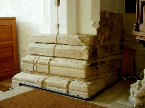 Column base