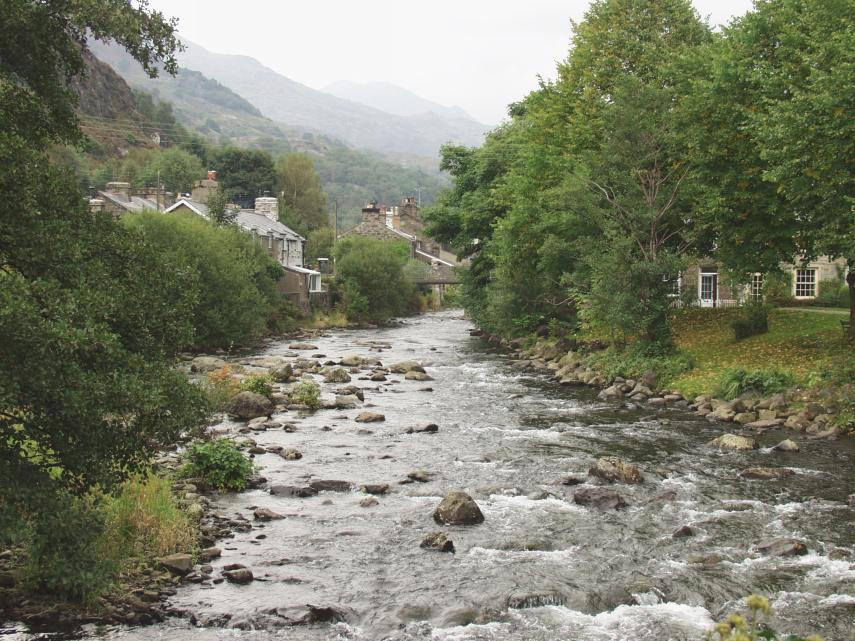 Scene showing the River Glaslyn, Beddgelert, Snowdonia, Gwynedd, Wales