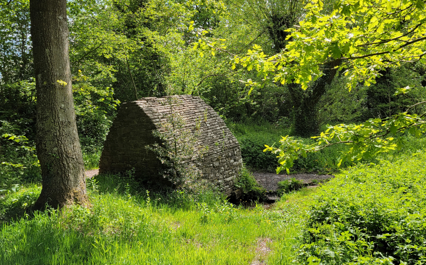 Maendu Well, Brecon, Brecknockshire, Wales, Great Britain.
