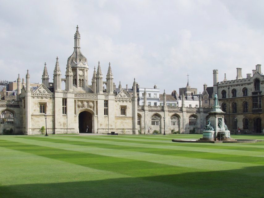 The Main Gatehouse and Front Court, Kings College, Cambridge, Cambridgeshire, England, Great Britain