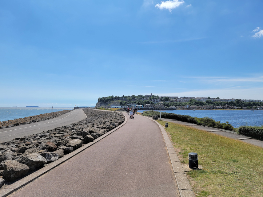The Cardiff Bay Barrage, Cardiff, Glamorgan, Wales, Great Britain.