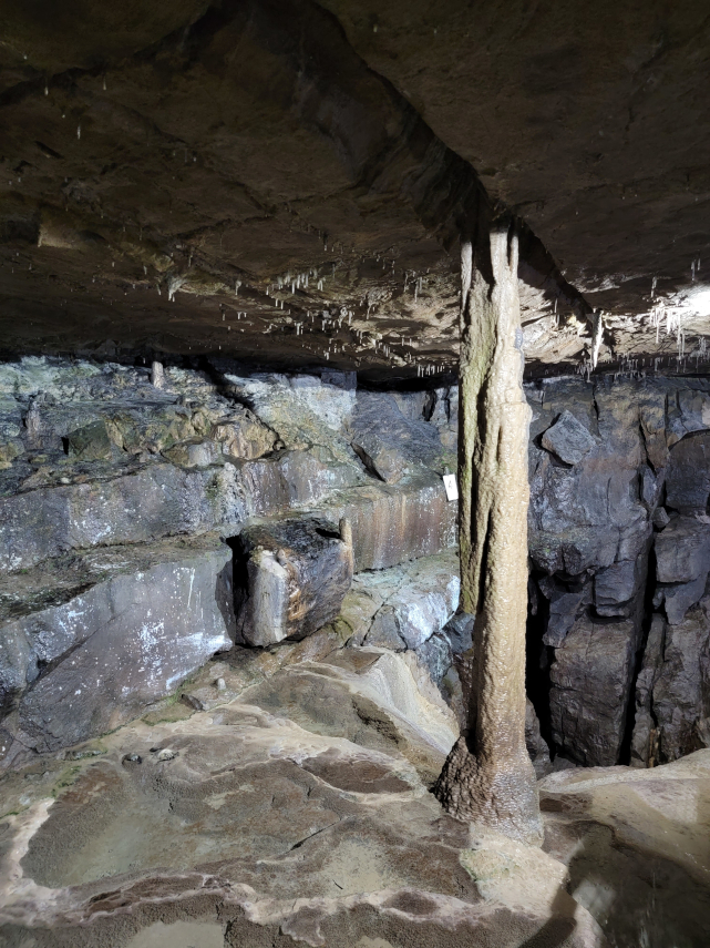 The 'Pillar' in the main stream passage, Ingleborough Cave, Clapham, Yorkshire, England, Great Britain