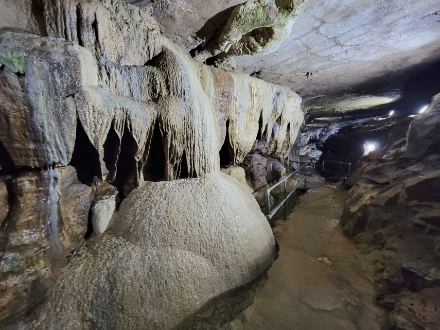 Further along the main stream passage, Ingleborough Cave, Clapham, Yorkshire, England, Great Britain