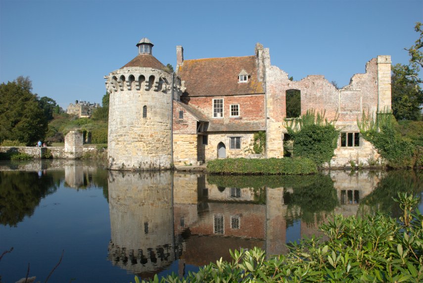 Scotney Castle Ruins, Lamberhurst, Kent, England, Great Britain
