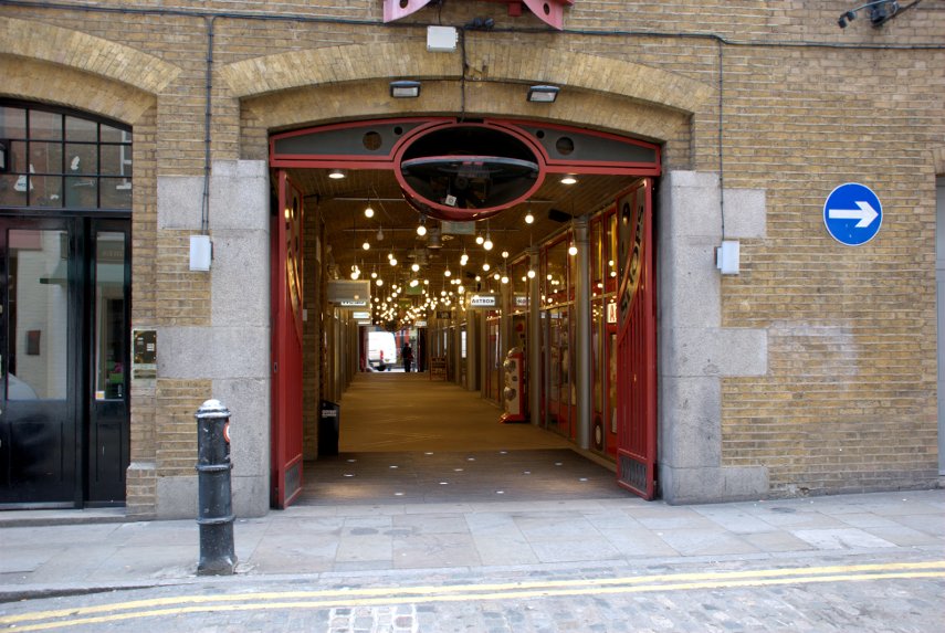 Entrance to Cucumber Alley, Covent Garden, London, England, Great Britain
