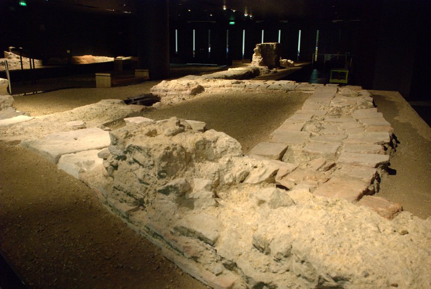 More of the Roman Amphitheatre, Guildhall Art Gallery, London, England, Great Britain