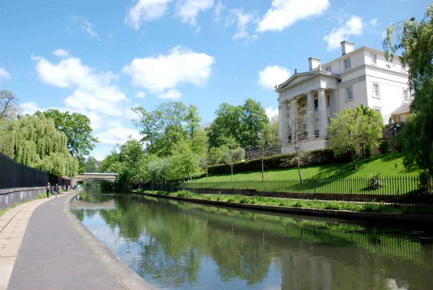 A view along the Regents Canal, London, England, Great Britain
