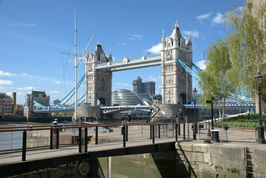 Footbridge over exit lock, St. Catherine's Dock, Tower Hill, London, England, Great Britain