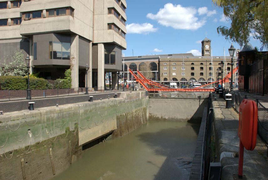 The exit lock, St. Catherine's Dock, Tower Hill, London, England, Great Britain