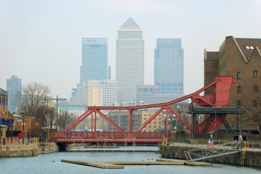 Bascule Bridge, Shadwell Basin, Wapping, London, England, Great Britain