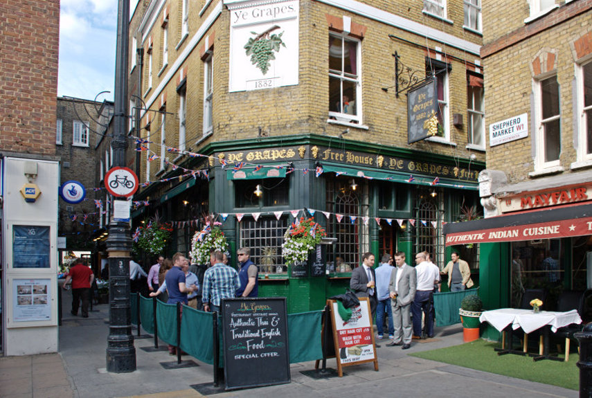 Shepherd Market, Piccadilly, London, England, Great Britain