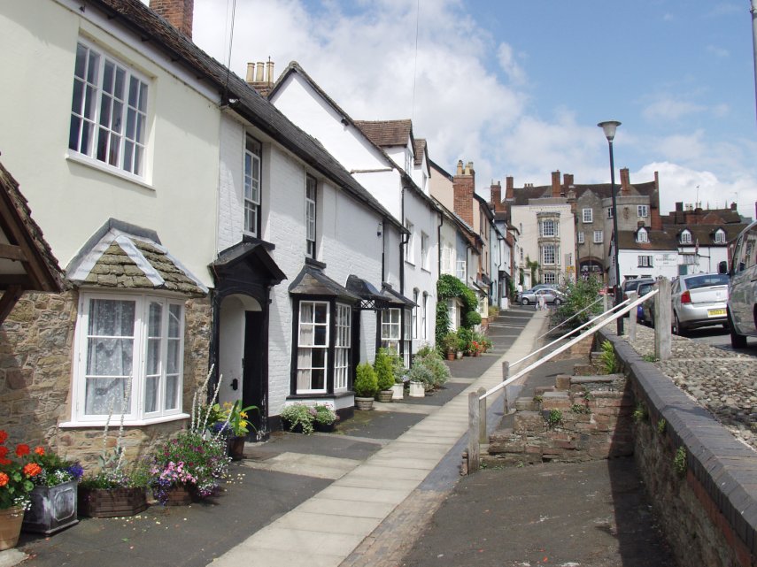 Cottages in Lower Broad Street, Ludlow, Shropshire, England, Great Britain