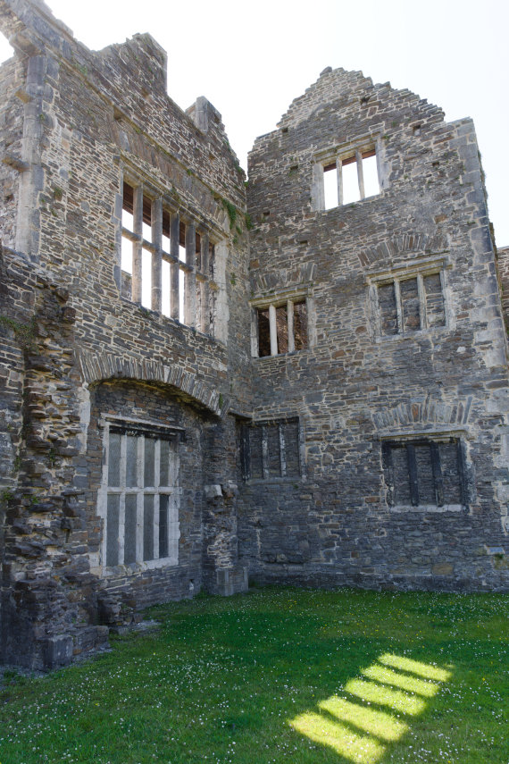 Tudor windows, Neath Abbey, Neath, Glamorgan