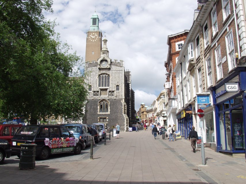 Gentlemen's Walk and the Guildhall, Norwich, Norfolk, England, Great Britain