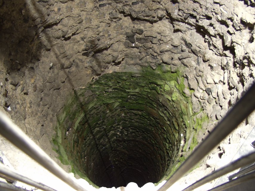 The Original Well, Norwich Castle, Norwich, Norfolk, England, Great Britain