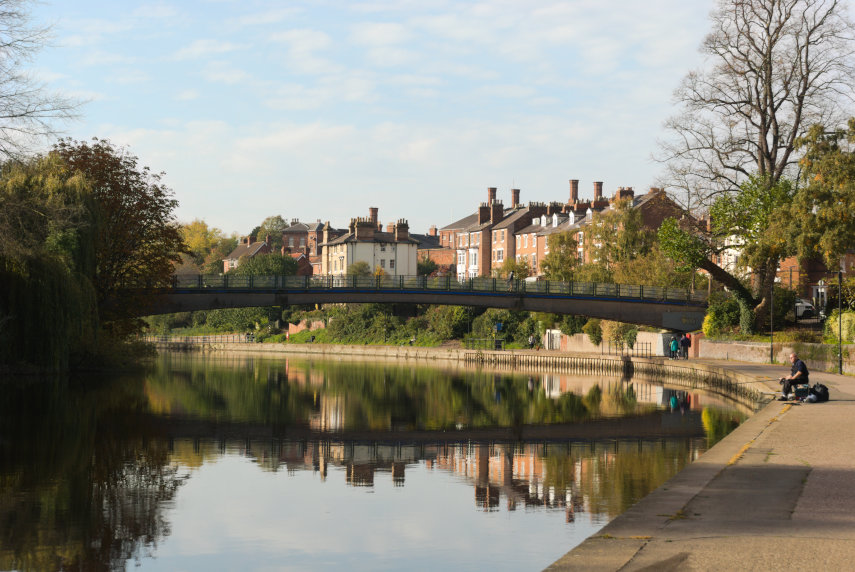A footbridge over the River Severn, Shrewsbury, Shropshire, England, Great Britain