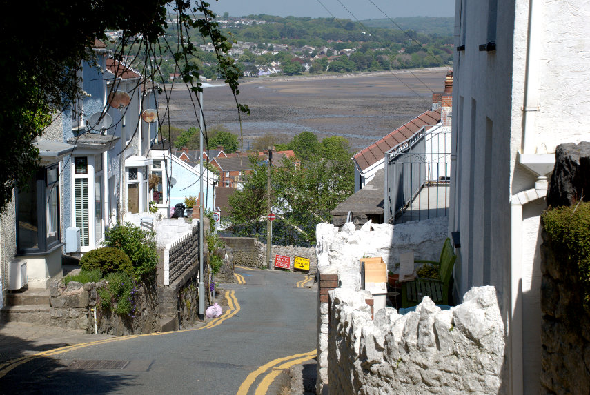 A narrow back road, Mumbles, Swansea, Glamorgan