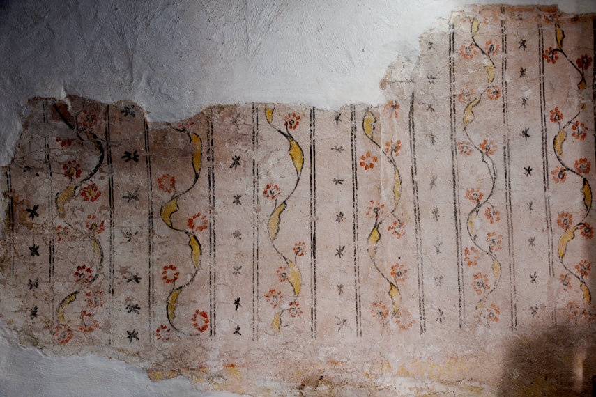 Some of the original wallpaper, Tudor Merchants House, Tenby