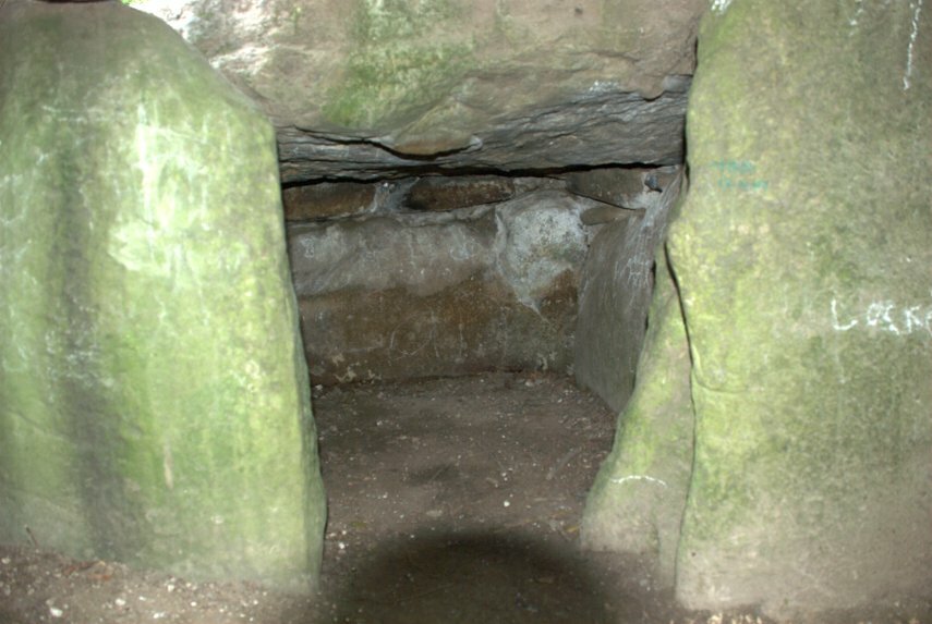 View of Wayland's Smithy Burial Chamber, Uffington, Oxfordshire, England