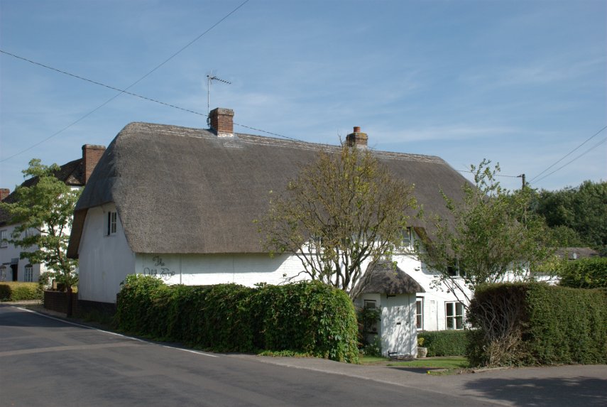A Thatched House, Upper Clatford, Andover, Hampshire, England, Great Britain