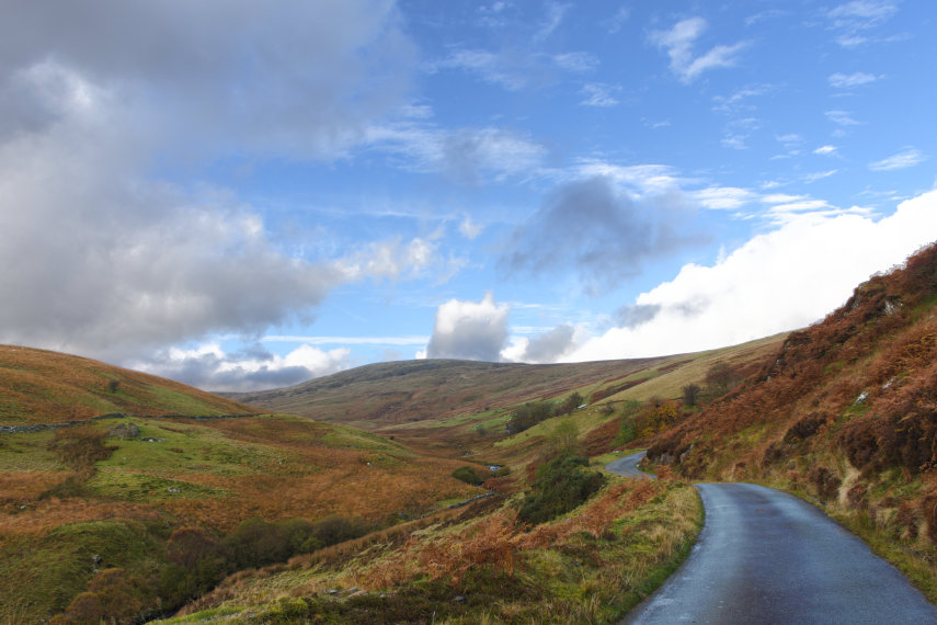 View of a mountain road, Lake Vyrnwy, Mongomeryshire, Wales, Great Britain