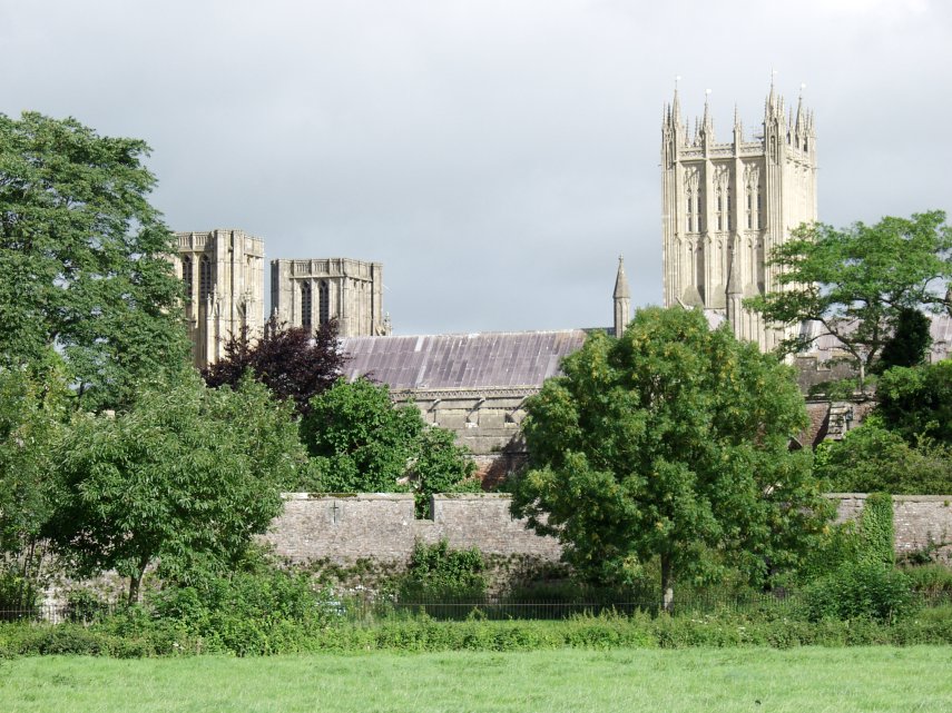 Wells Cathedral seen from the path to Dulcote, Wells, Somerset, England, Great Britain