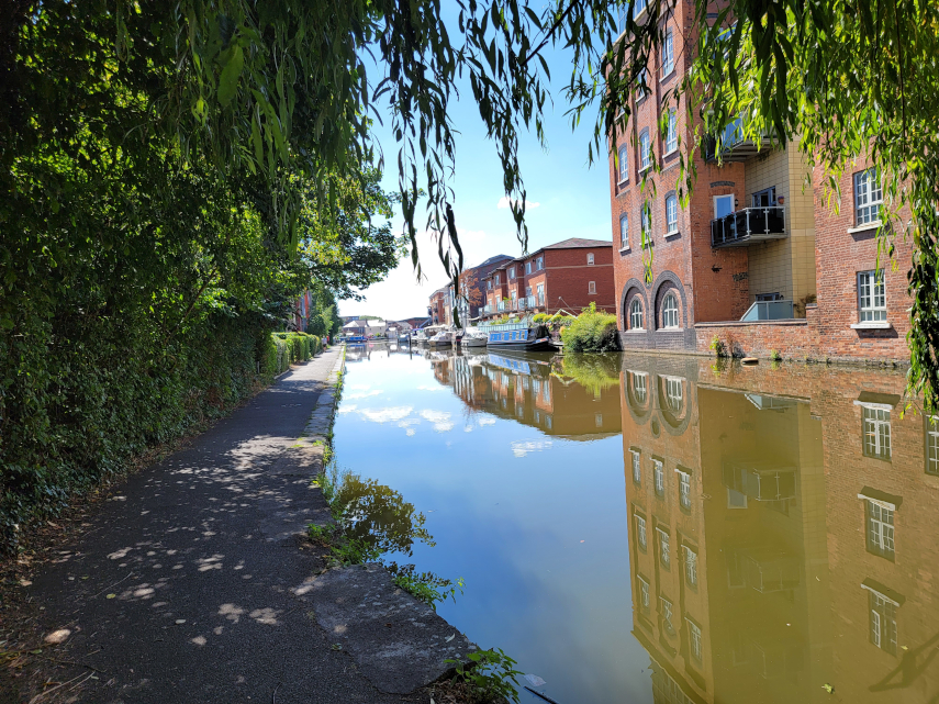 Worcester and Birmingham Canal, Worcestershire, England, Great Britain