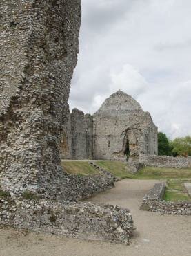 View of the Bishop's Palace ruins, Bishops Waltham, Hampshire (Hants), England