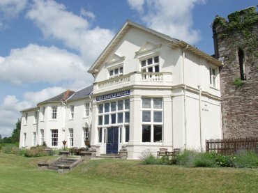 Photograph of the Castle of Brecon Hotel, Brecon, Brecknockshire, Wales