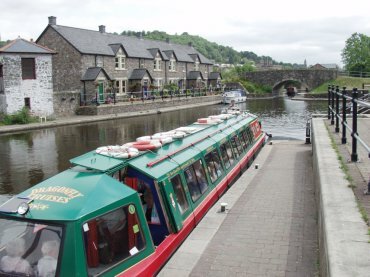 Brecon and Monmouth Canal, Brecon, Brecknockshire, Wales