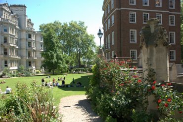 Photograph of Middle Temple Gardens, Temple, London, England