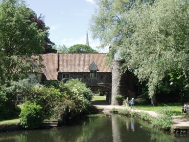 Pull's Ferry